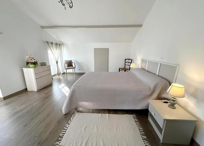 Maison Jeanborde 度假居 *